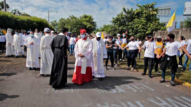 Sacerdotes de Nicaragua en la mira de Daniel Ortega, Papa dice estar preocupado 