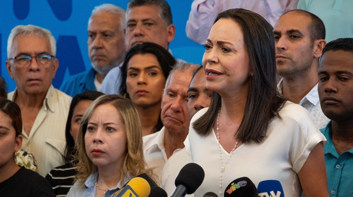 Petro califica de ‘golpe antidemocrático’ inhabilitación de candidata opositora venezolana